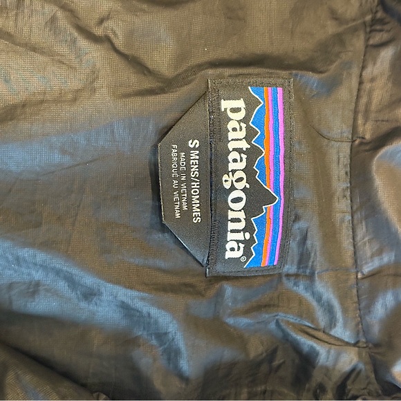 PATAGONIA MEN’S SMALL BLACK NANO PUFF JACKET (Like New) - Picture 3 of 4